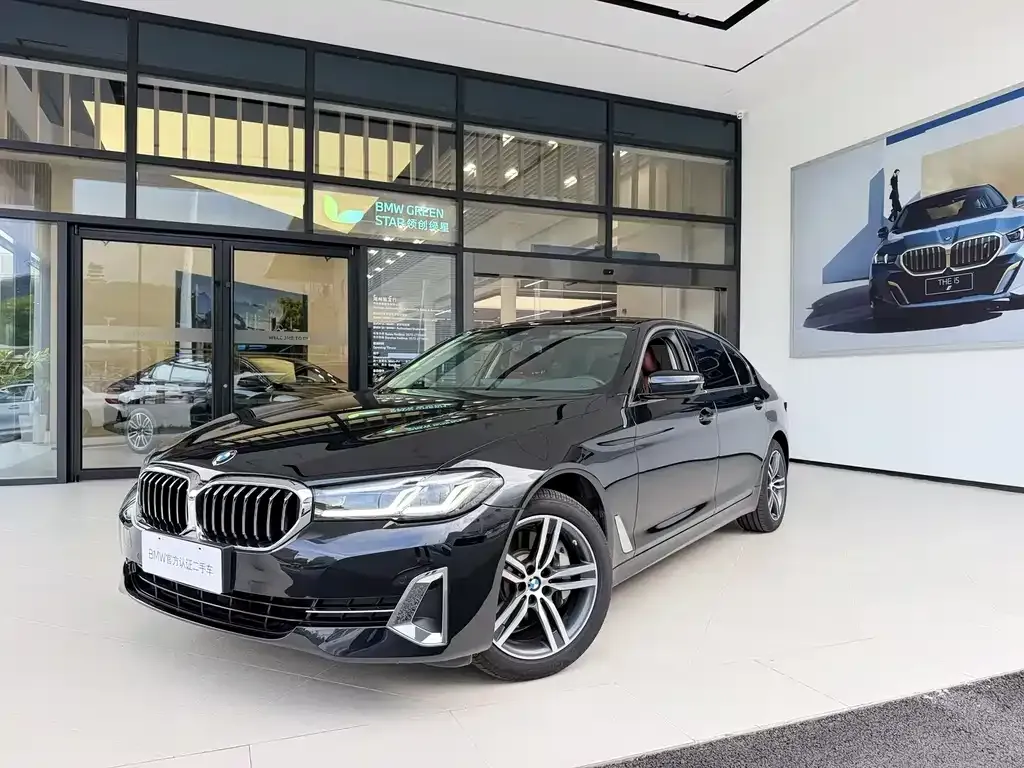 BMW 5 Series — фото 1