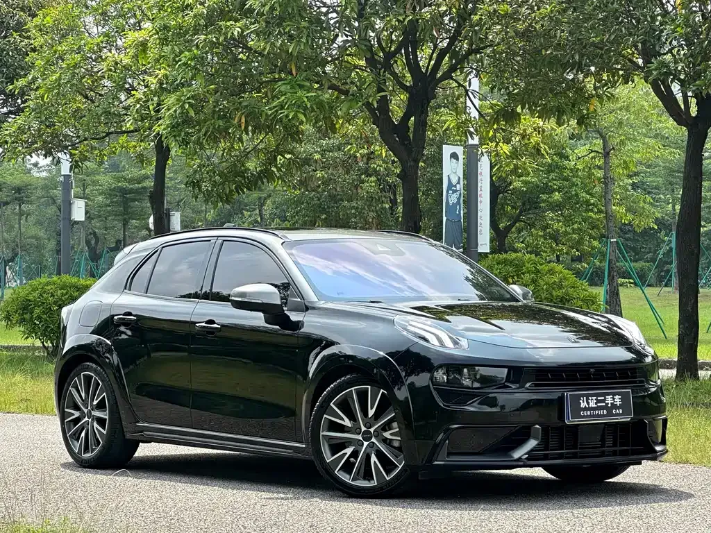 Lynk & Co 02 Hatchback — фото 10