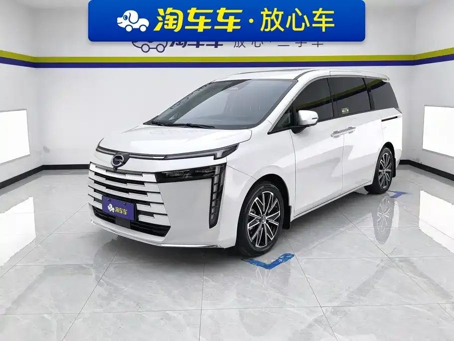 GAC Motor Trumpchi E8 — фото 1
