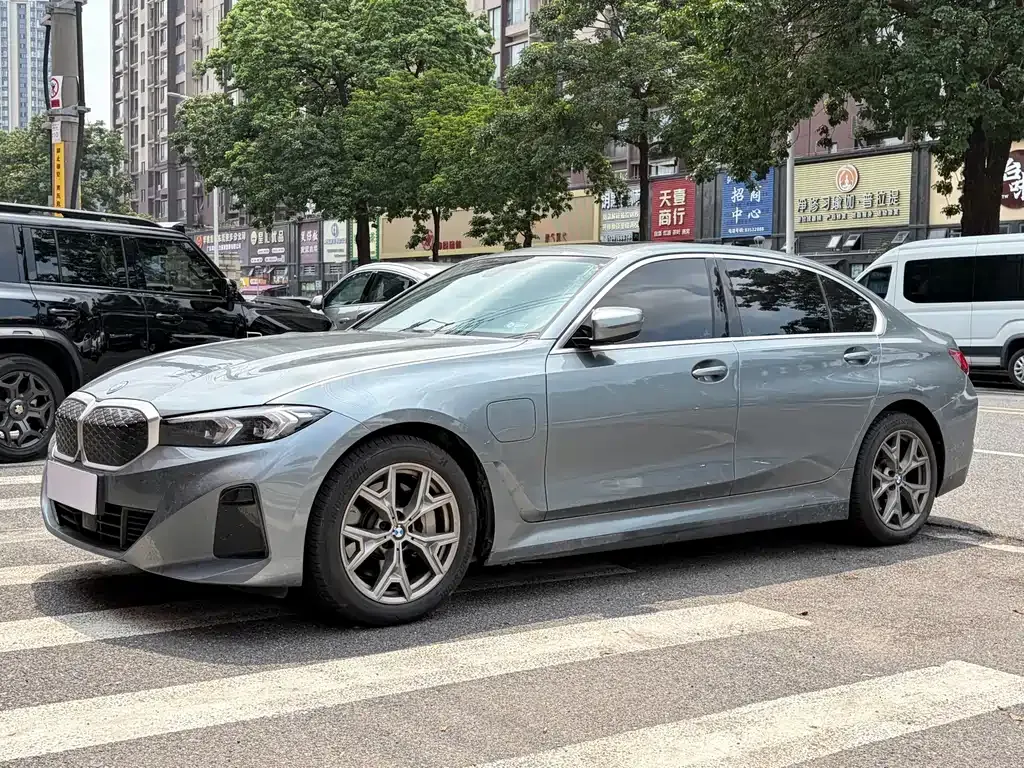 BMW i3 — фото 1