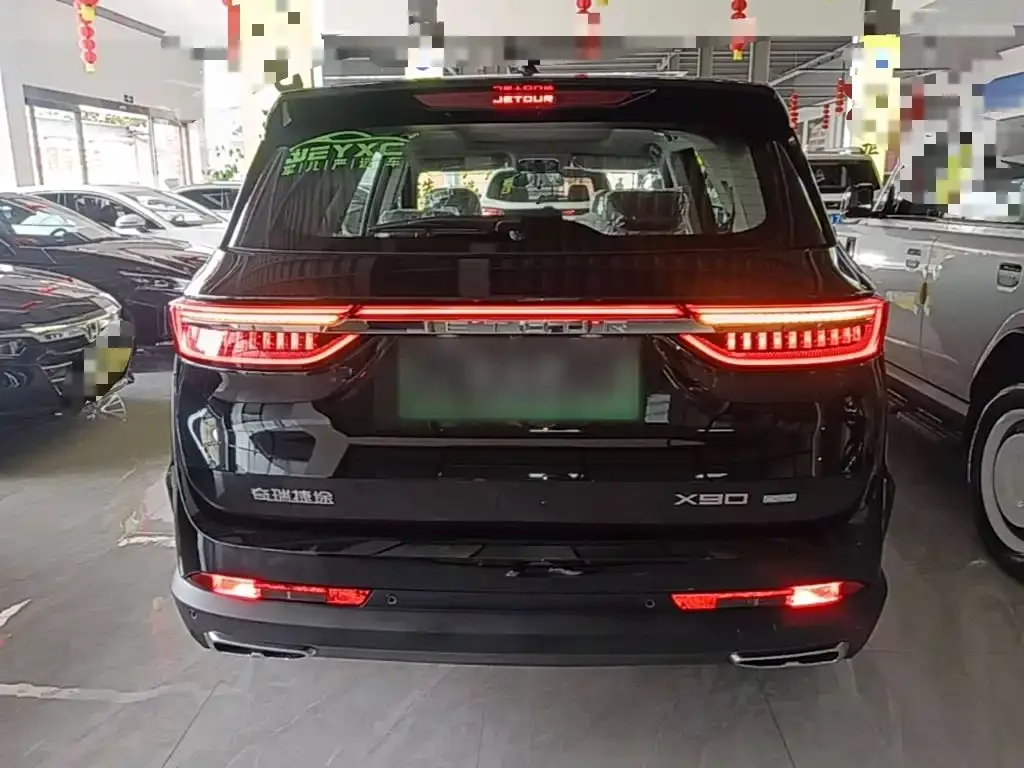 Jetour X90 C-DM — фото 4