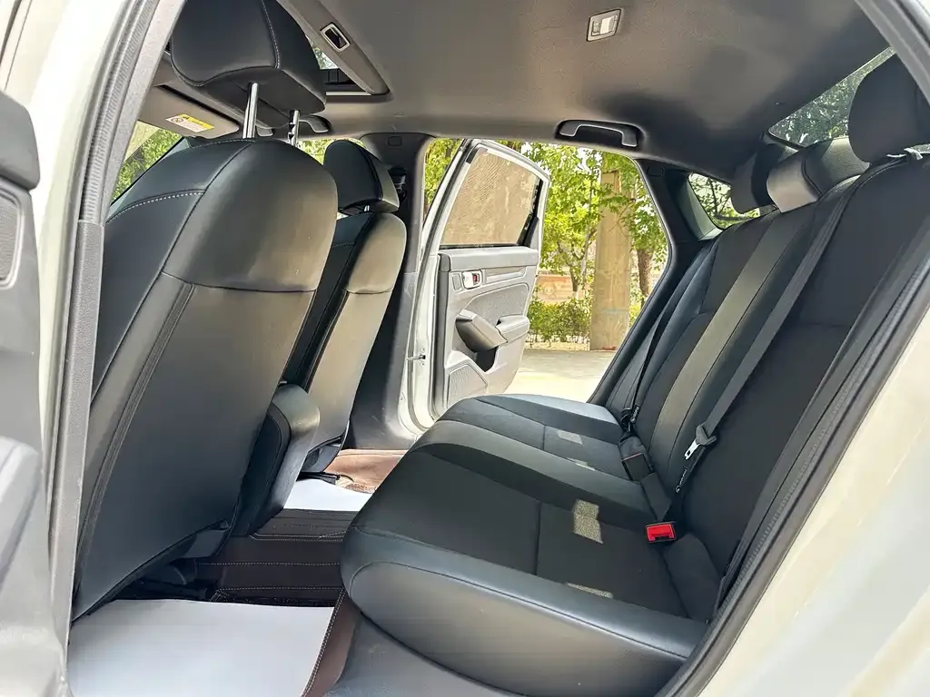 Honda Civic — фото 4