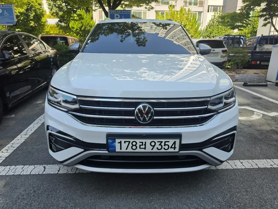 Volkswagen Tiguan — фото 1
