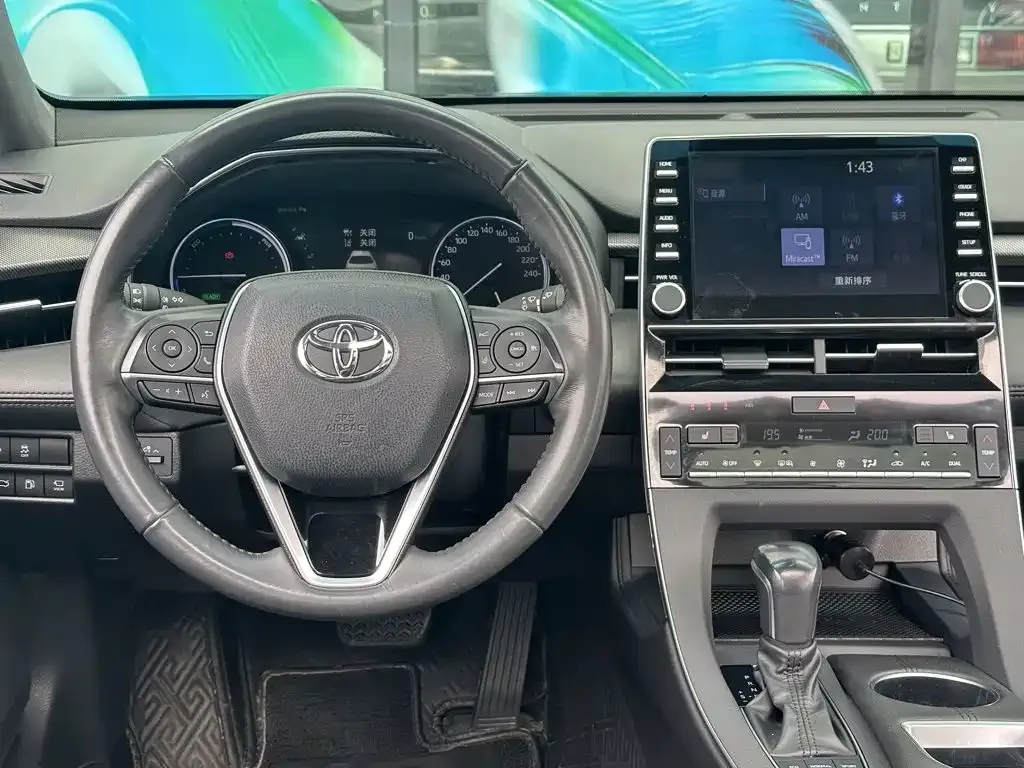 Toyota Avalon — фото 6