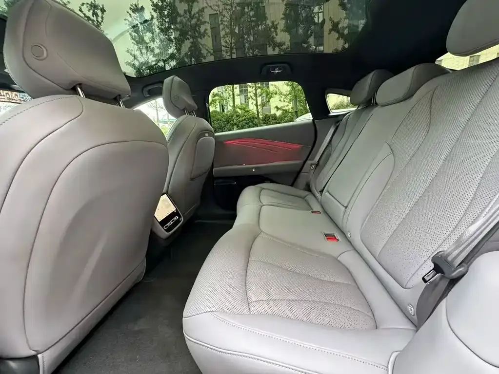 XPeng P7+ — фото 3