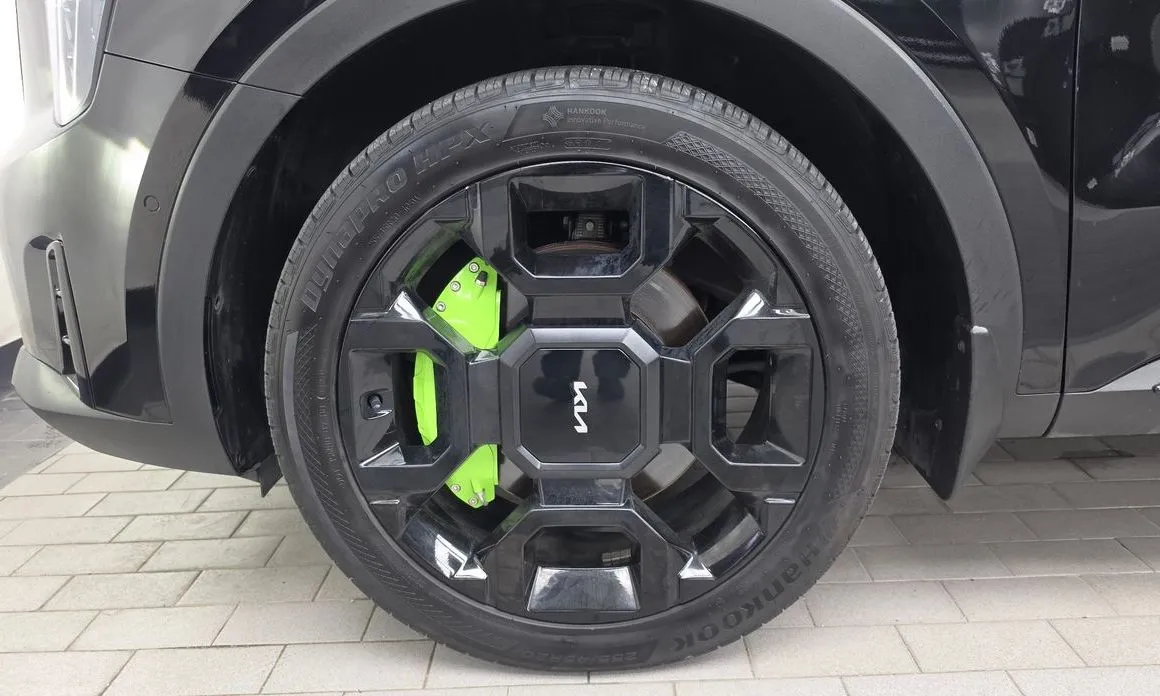 Kia Sorento — фото 7