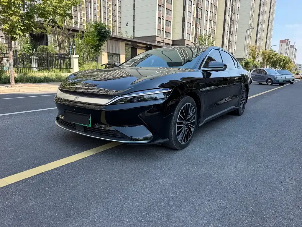 BYD Han — фото 1