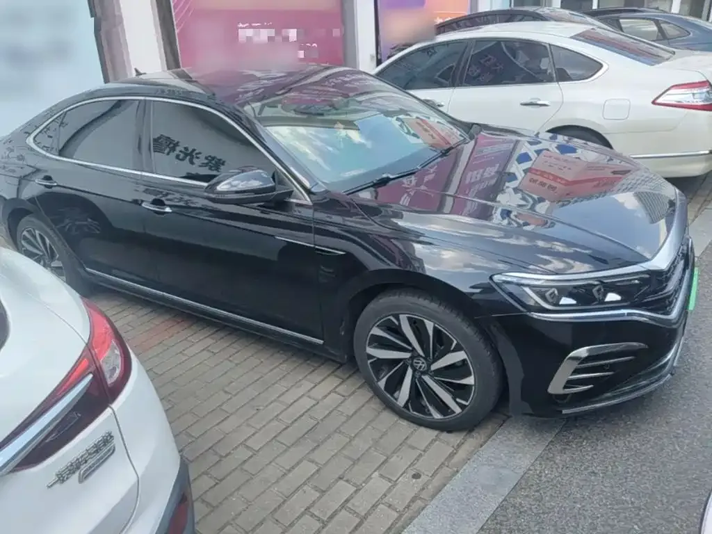 Volkswagen Passat — фото 6