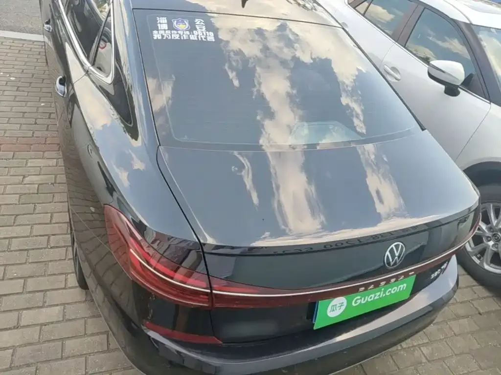 Volkswagen Passat — фото 10