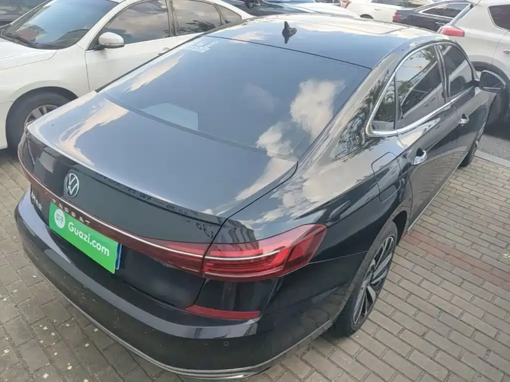 Volkswagen Passat — фото 4