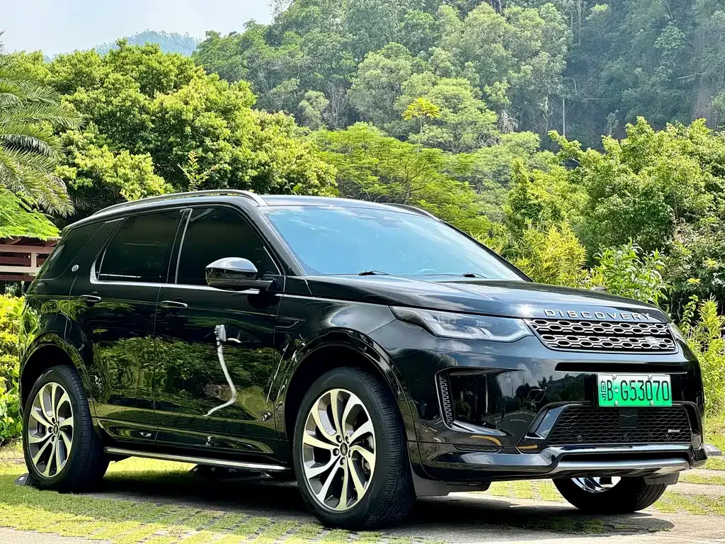 Land Rover Discovery Sport Hybrid — фото 6