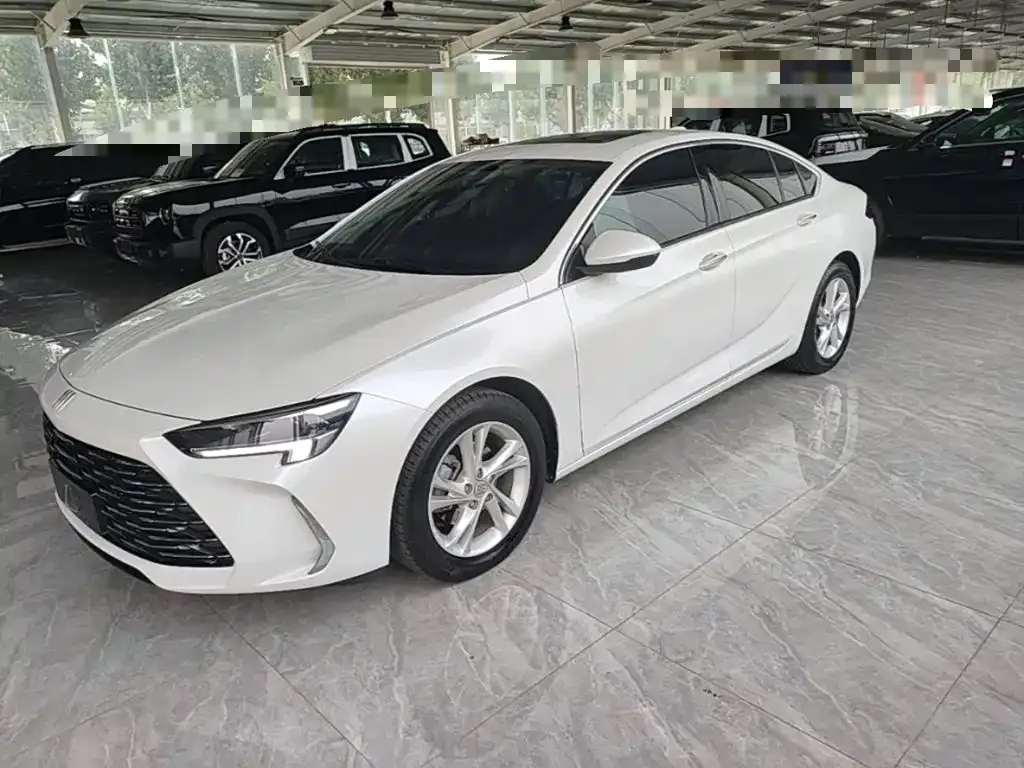 Buick Regal — фото 1