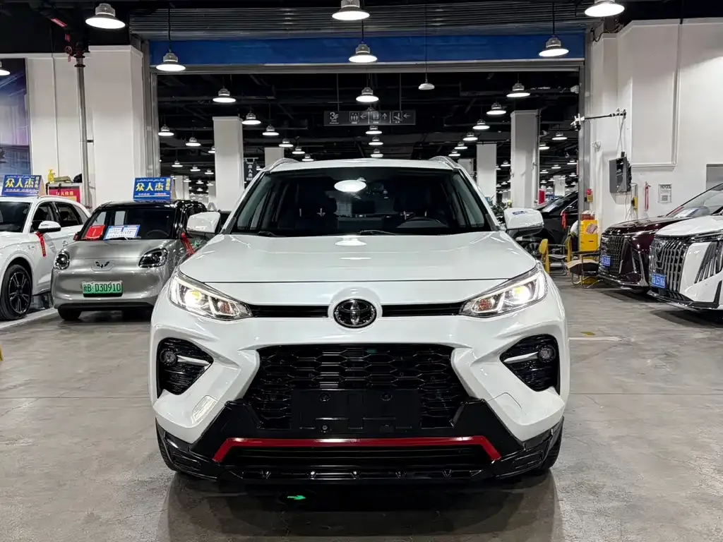 Toyota Wildlander — фото 1