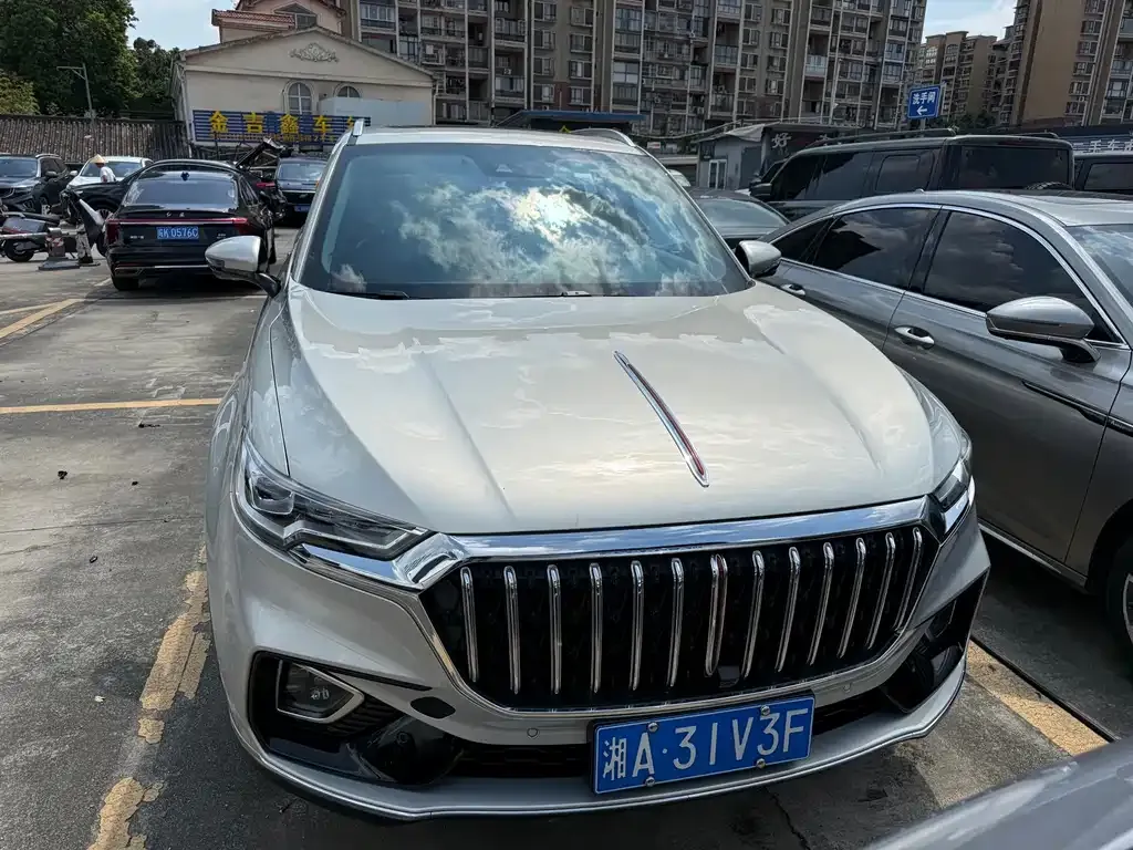 Hongqi HS5 — фото 10