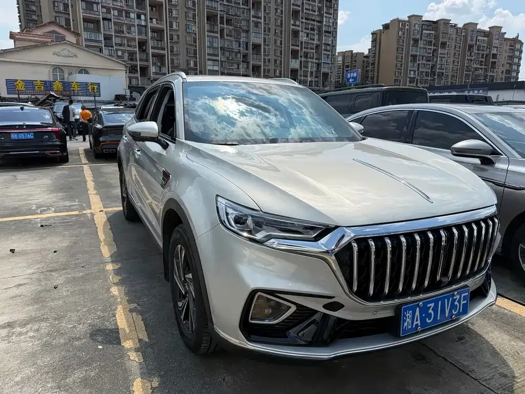 Hongqi HS5 — фото 3