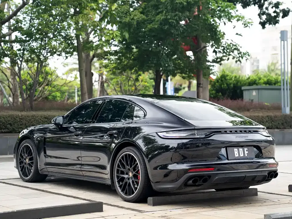 Porsche Panamera — фото 10