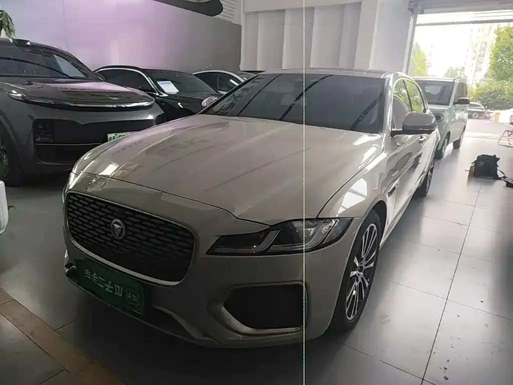 Jaguar XFL — фото 1