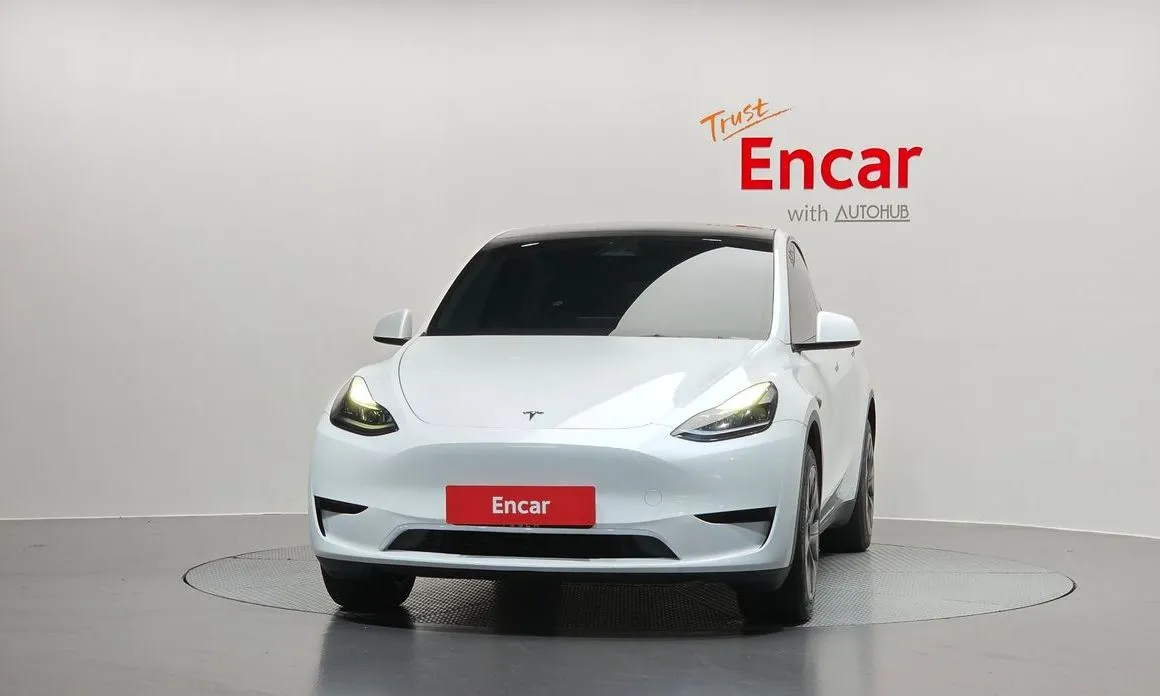 Tesla Model Y — фото 2