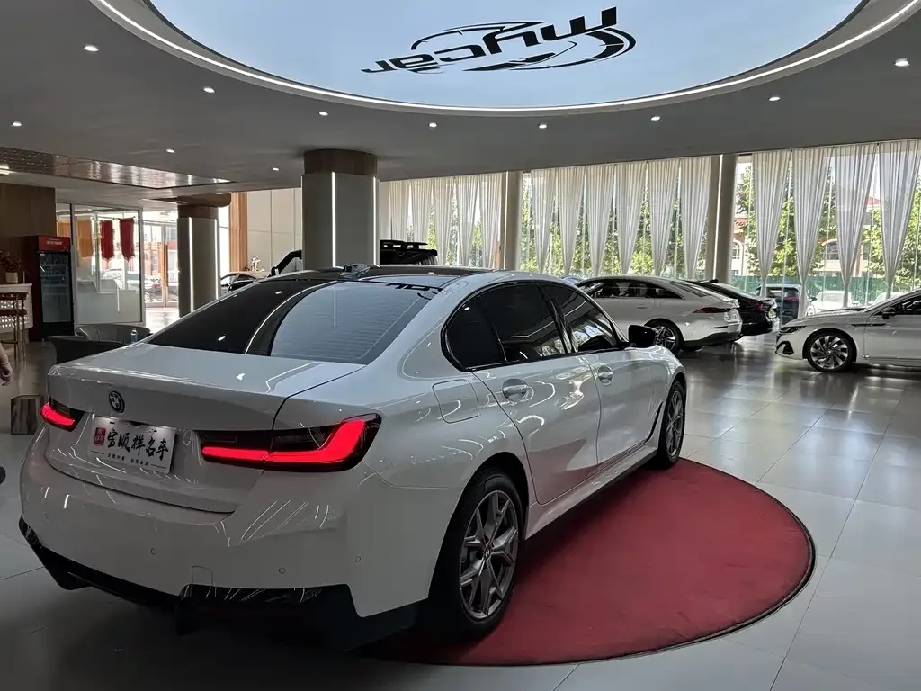 BMW i3 — фото 9