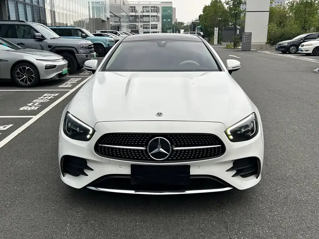 Mercedes-Benz E-Class (Import) — фото 10