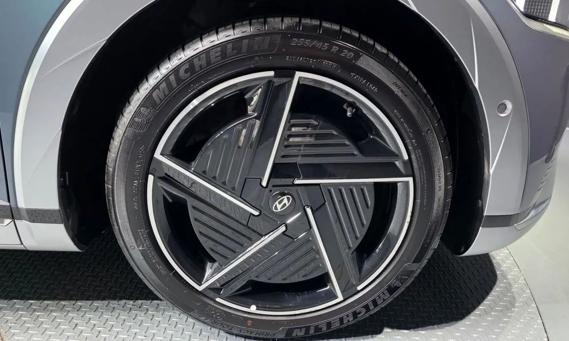 Hyundai Ioniq5 — фото 10