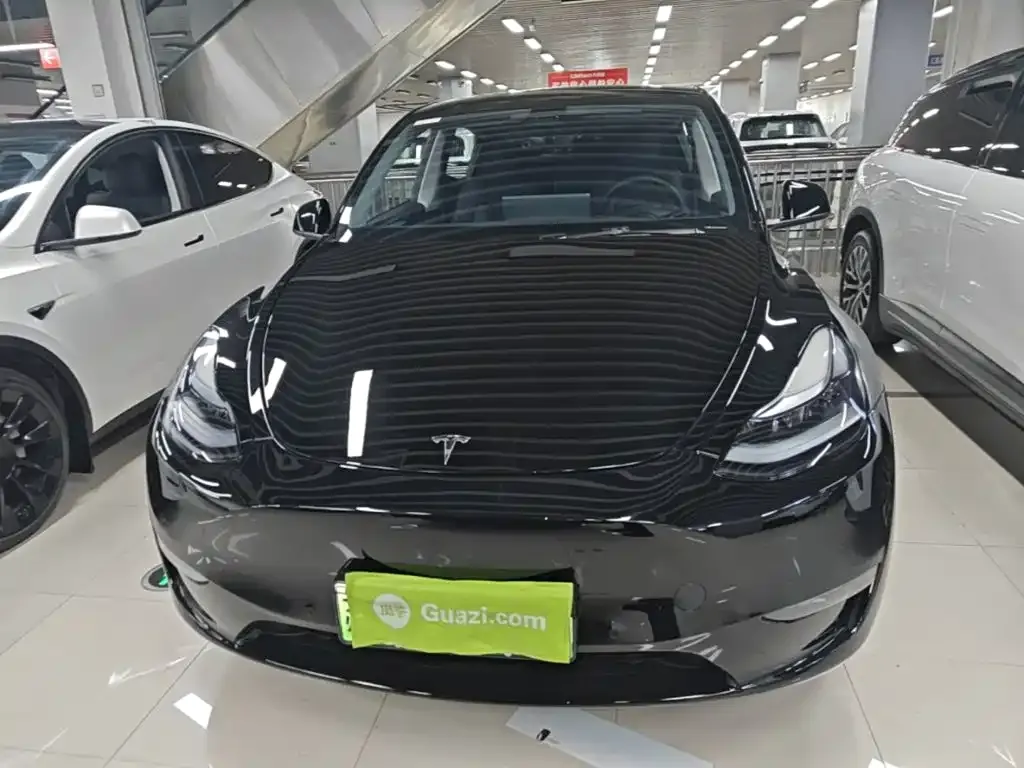 Tesla Model Y — фото 5