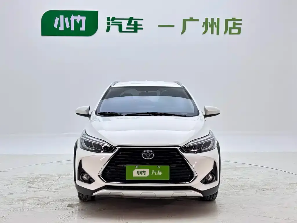 Toyota Yaris L — фото 8