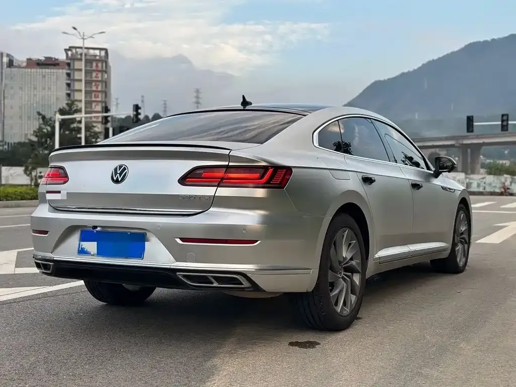 Volkswagen CC — фото 5