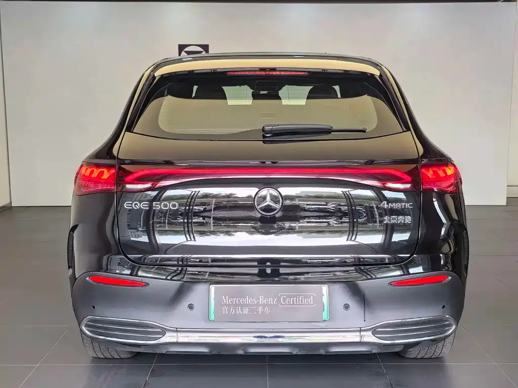 Mercedes-Benz EQE SUV — фото 2