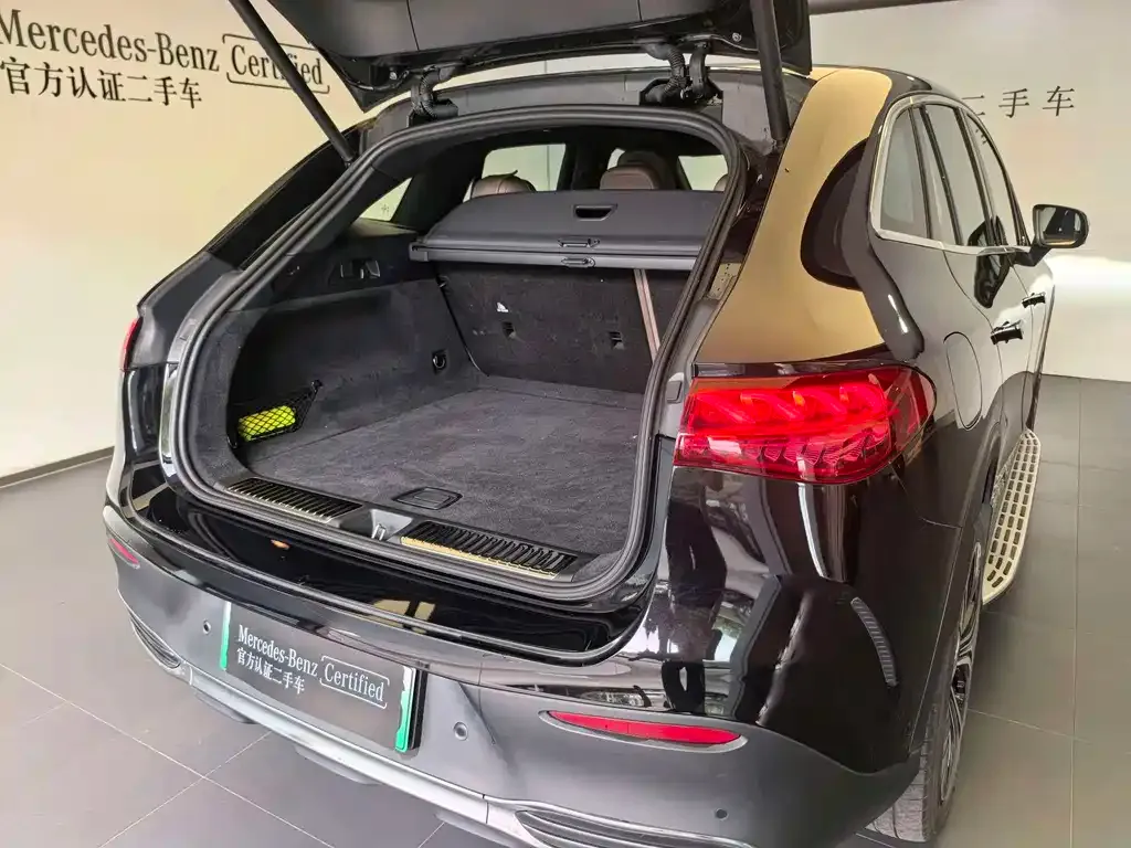Mercedes-Benz EQE SUV — фото 3