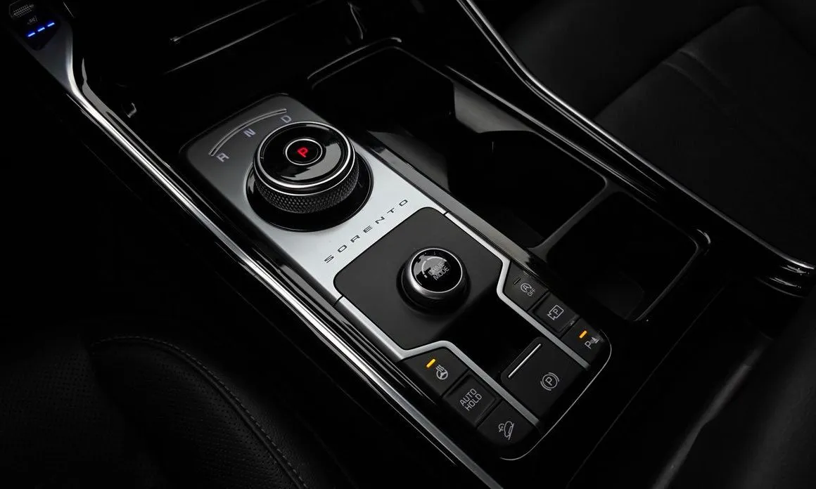 Kia Sorento — фото 2