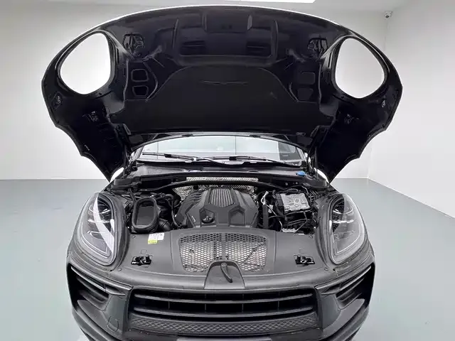 Porsche Macan — фото 5
