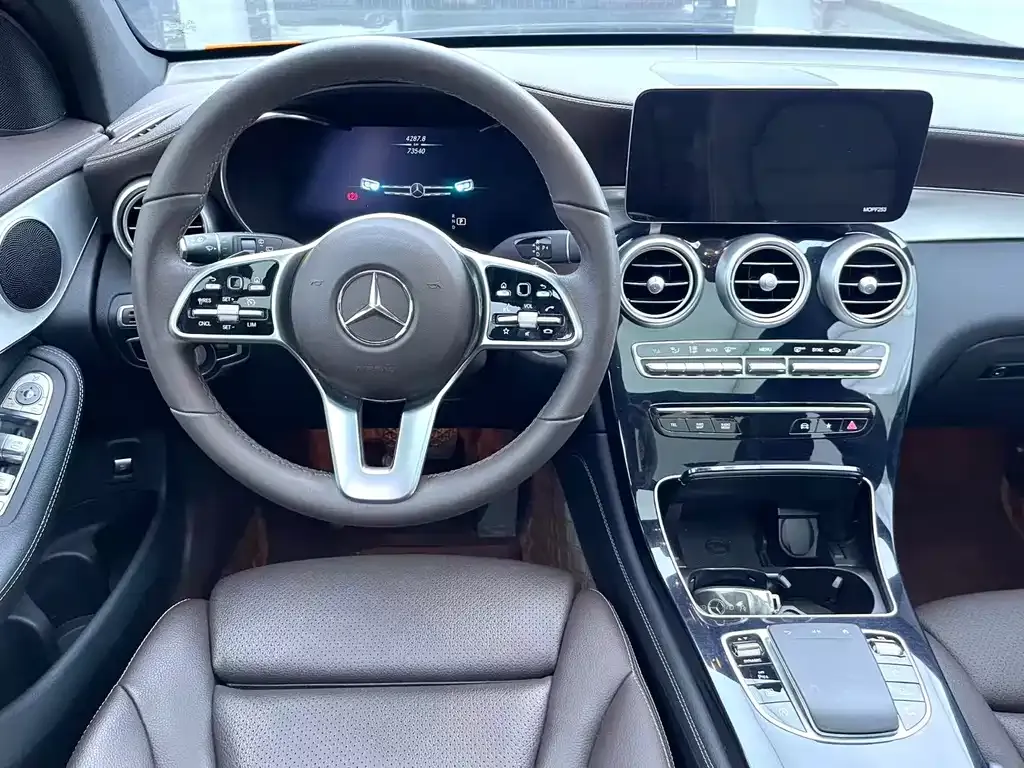 Mercedes-Benz GLC — фото 2