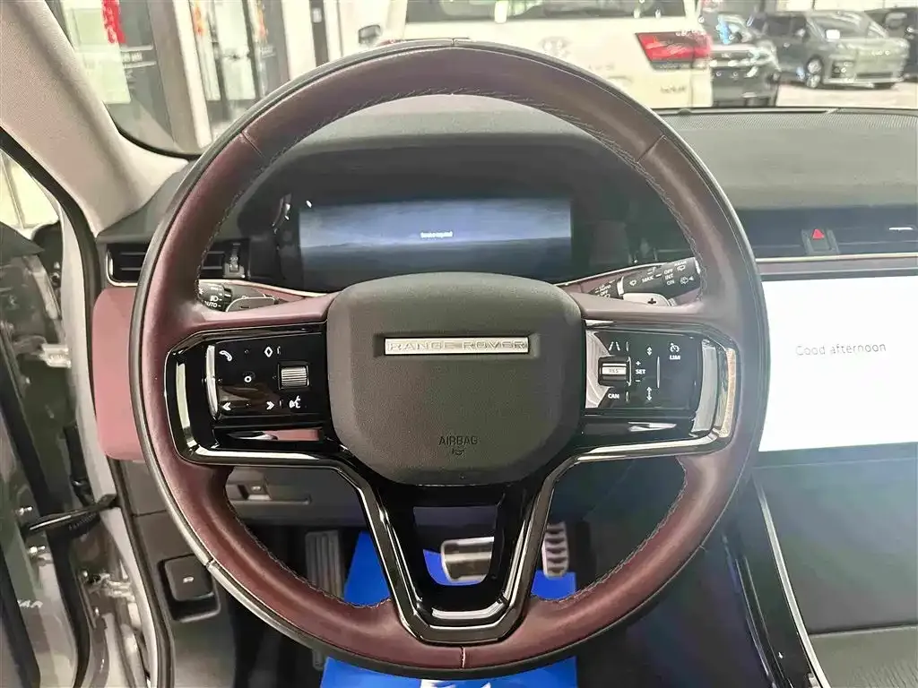 Land Rover Evoque — фото 8