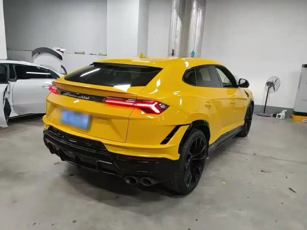 Lamborghini Urus — фото 3