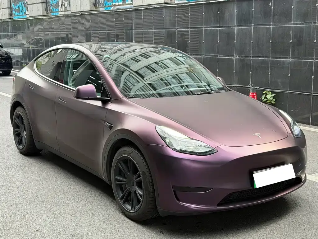 Tesla Model Y — фото 3