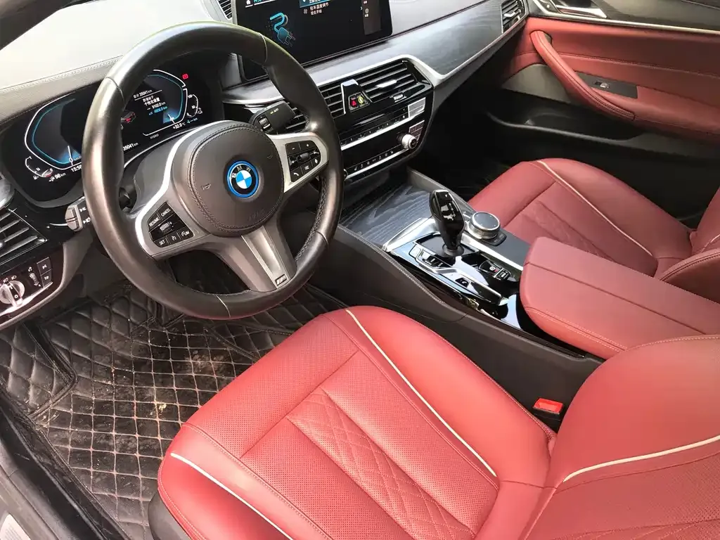 BMW 5 Series New Energy — фото 2