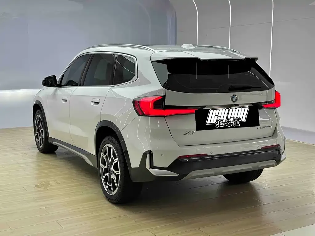 BMW X1 — фото 4