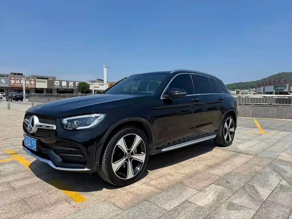 Mercedes-Benz GLC — фото 1