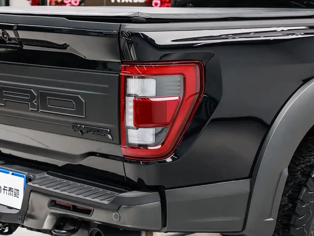 Ford F-150 Raptor — фото 5