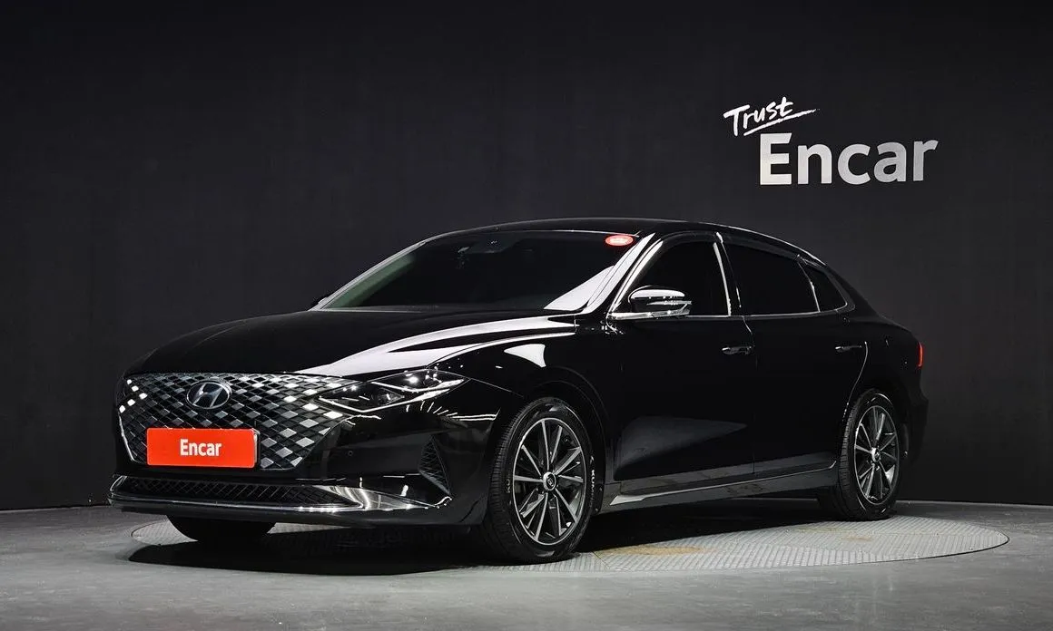 Hyundai Grandeur — фото 1