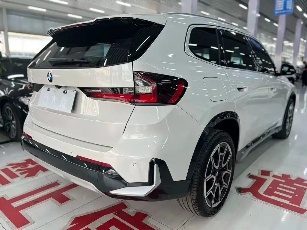 BMW X1 — фото 3
