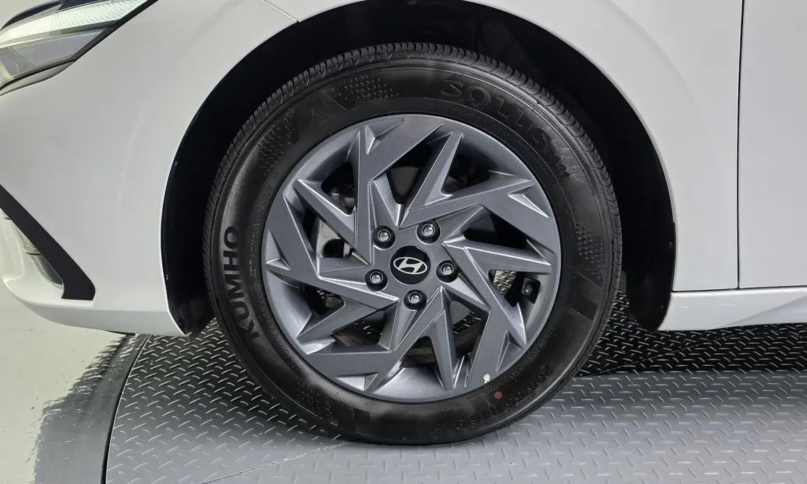 Hyundai AVANTE — фото 6