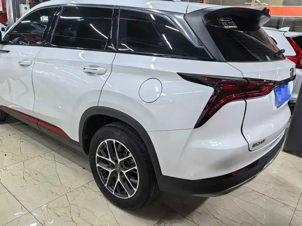 Changan CS75 PLUS — фото 2
