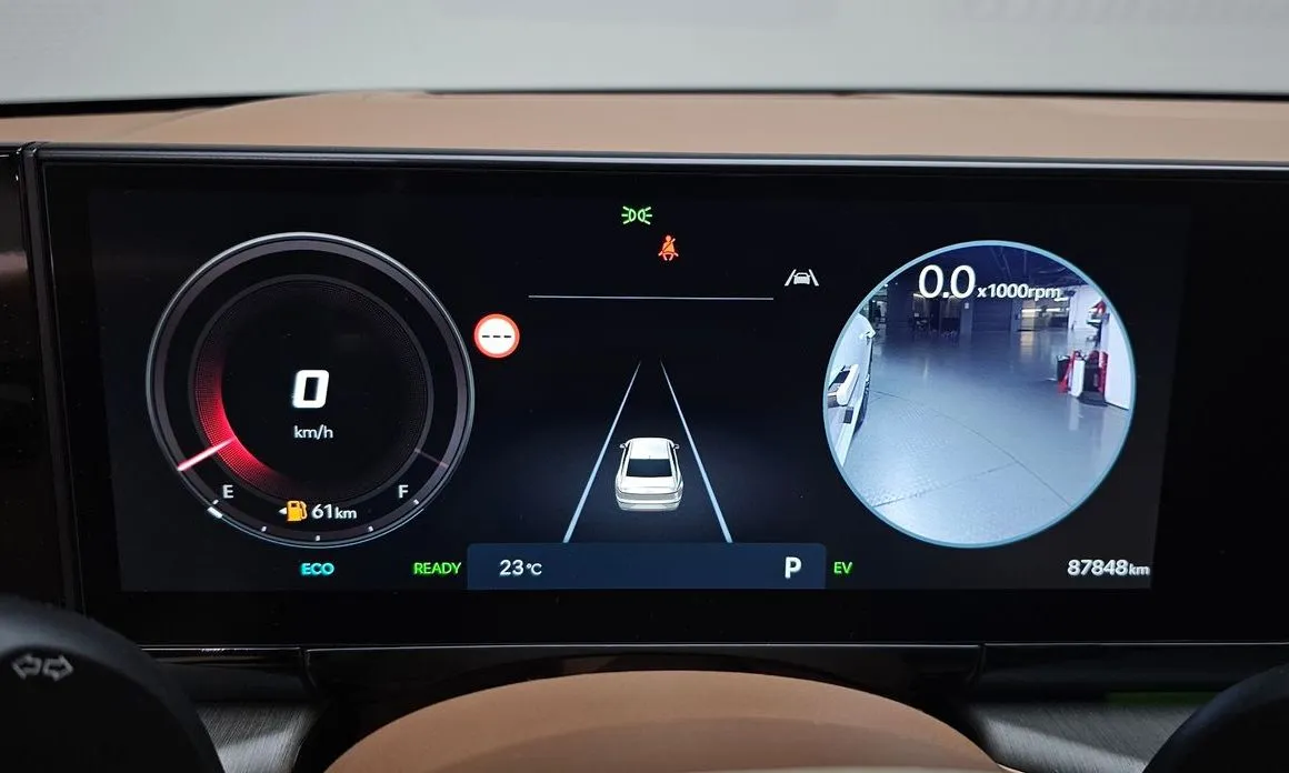 Hyundai Grandeur — фото 2
