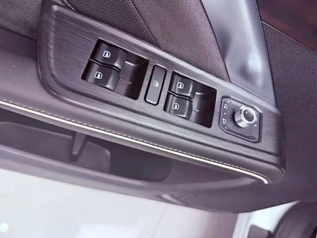 Haval H6 — фото 10