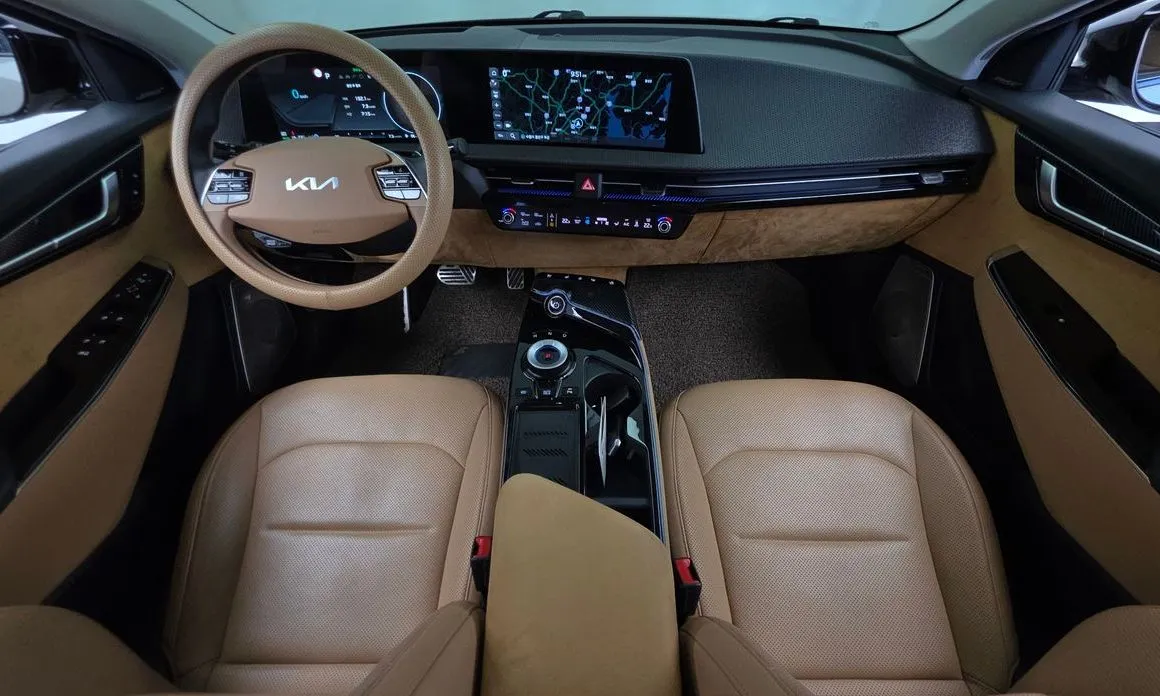 Kia EV6 — фото 7
