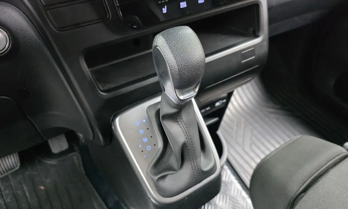 Hyundai Staria — фото 4
