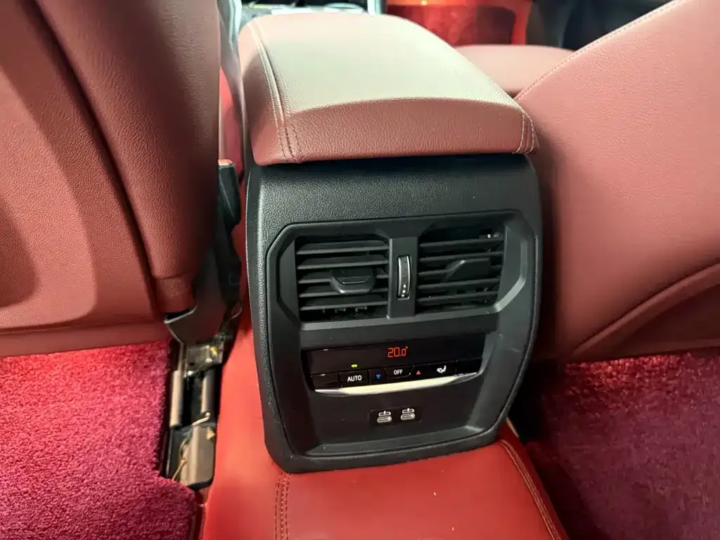 BMW i3 — фото 10