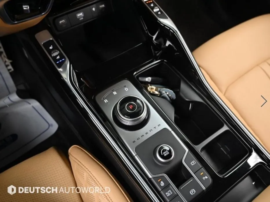 Kia Sorento — фото 10